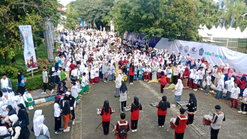 Drumband SMK Muhammadiyah 2 Makassar Tampil Meriah di Pembukaan OlympicAD VIII